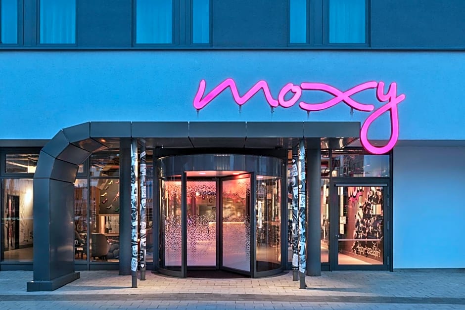 Moxy Duesseldorf City