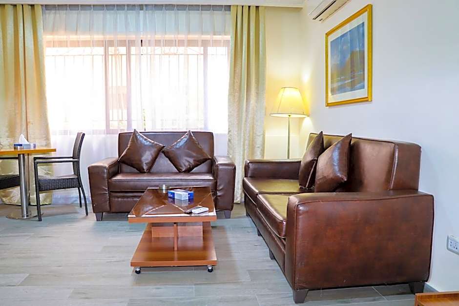 Al Jamal Suites