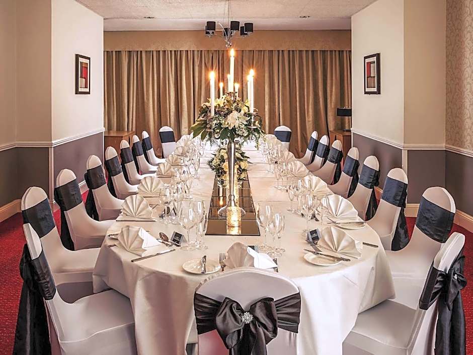 Mercure Maidstone Great Danes Hotel