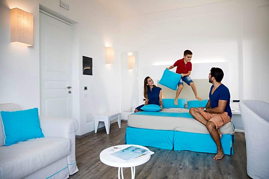 Zdjęcie 1 z 15 — Junior Suite, Sea View