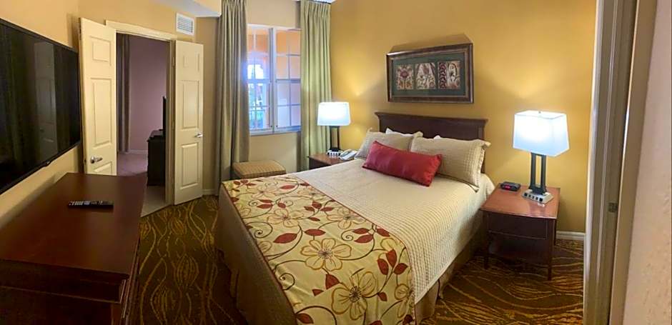 Mizner Place At Weston Town Center
