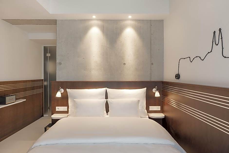 Ruby Ella Hotel Cologne By IHG
