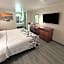 Red Roof Inn Shamrock