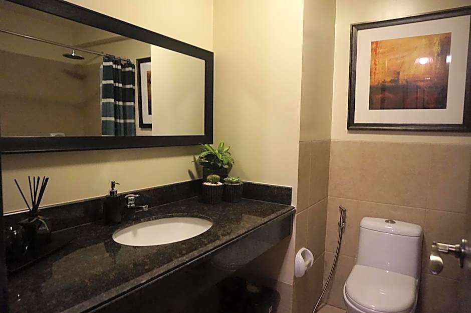 Outlook Ridge Residences - North