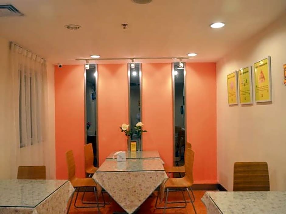 7 Days Inn Zhuhai Jida Zhongdian Mansion – Zhuhai, IA