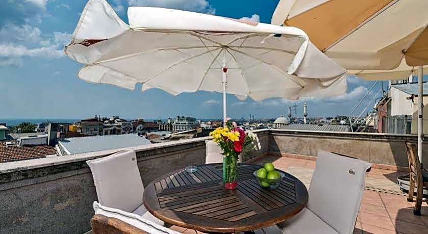 Samir Deluxe Hotel