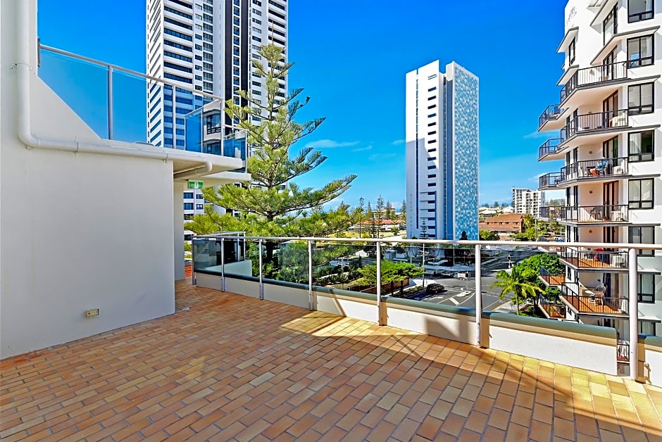 Broadbeach Travel Inn Apartments