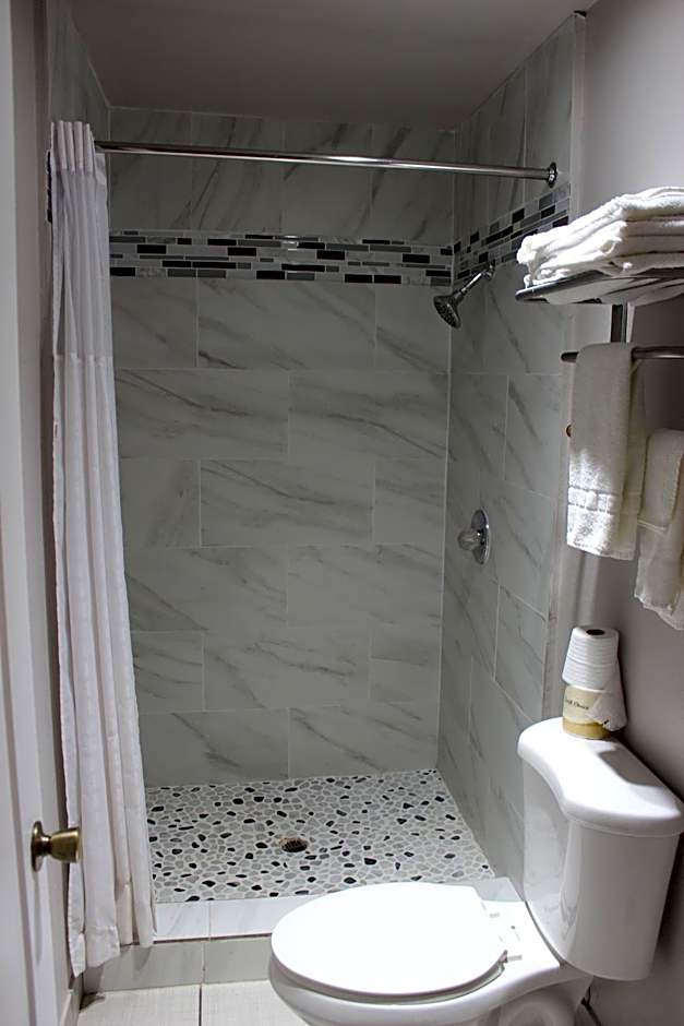 Cedarwood Inn of Ashland