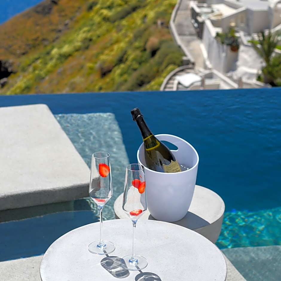 Echoes Luxury Suites