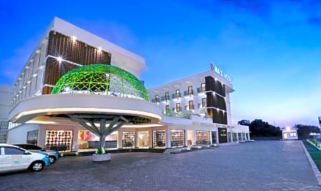 D'MAX Hotel & Convention Lombok