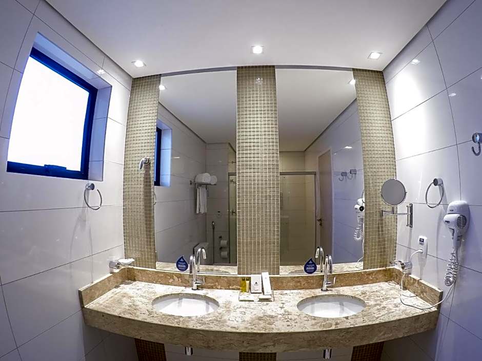 Nobile Suites Gran Lumni