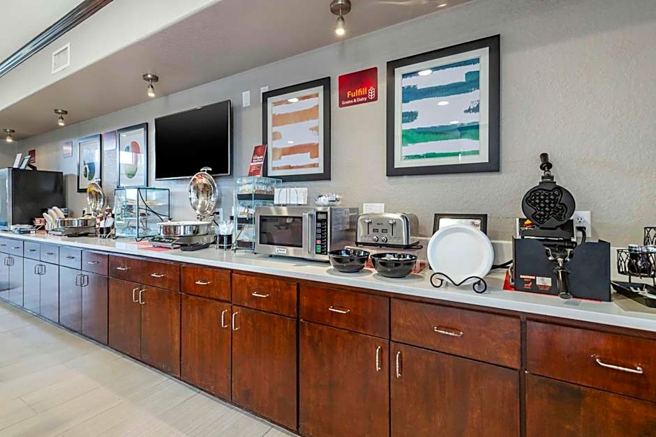 Best Western Plus Victoria Inn & Suites