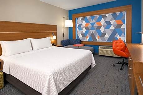 Holiday Inn Express & Suites Atlanta N - Woodstock By IHG