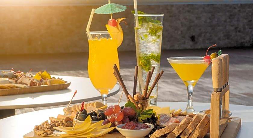 Grand Regal Hotel Davao