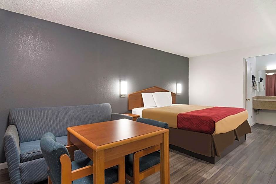 Econo Lodge Calhoun North Damascus