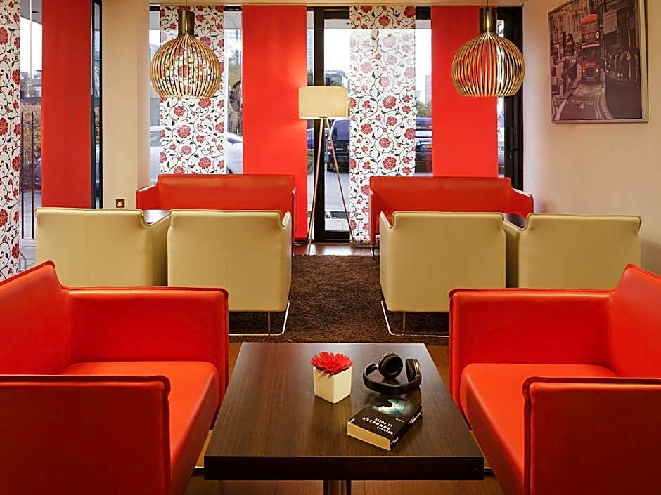 Ibis London Docklands Canary Wharf