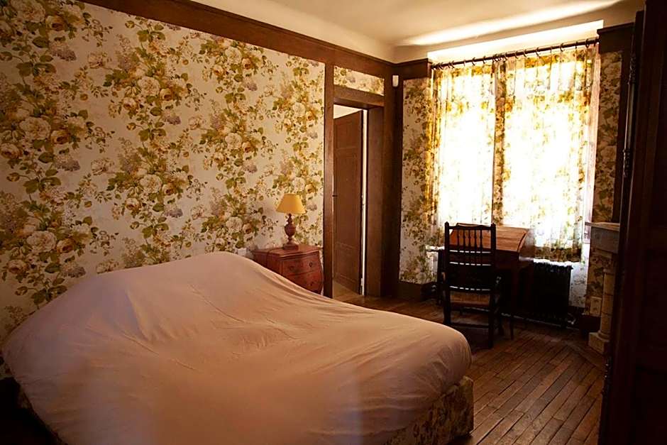 Chambres d'Hôtes Manoir de Beaumarchais