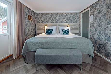 Junior Suite with Balcony