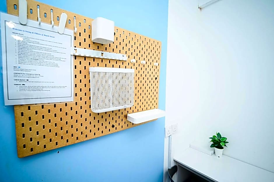 Swing & Pillows @ Beach Street