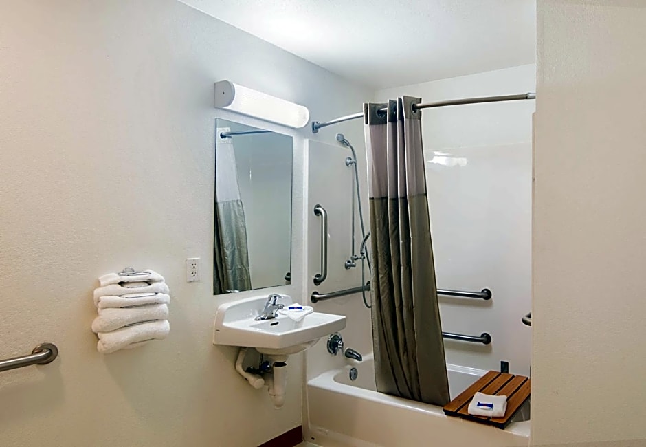 Motel 6-Lawton, OK