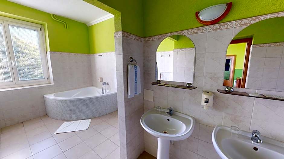 Hotel Hubert Nové Zámky