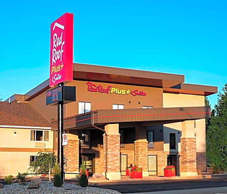 Red Roof Plus+ & Suites Malone