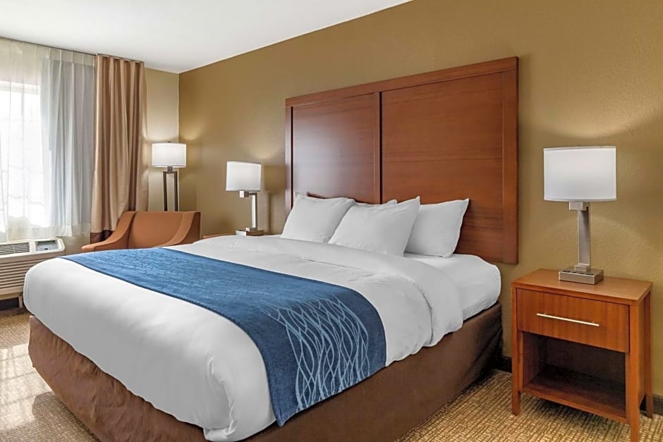 Comfort Inn & Suites Texas Hill Country