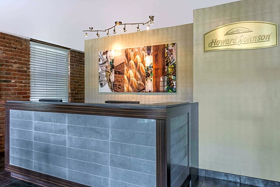 Hojo Scottsdale Old Town – Scottsdale, AZ