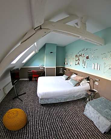Deluxe Room with View of Sacré-Coeur