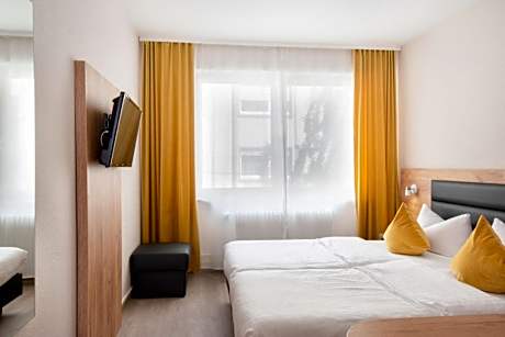 Double or Twin Room with Balcony
