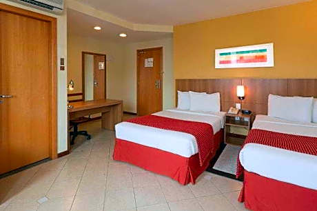 Holiday Inn Express Sumare Avenue