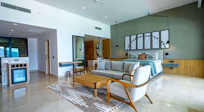 Lures Hotel