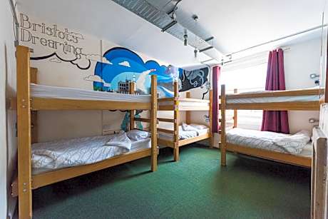 Bunk Bed in Male Dormitory Room Sleeps 6