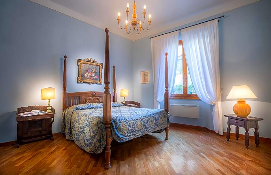 Photo 1 of 10 of Junior Suite
