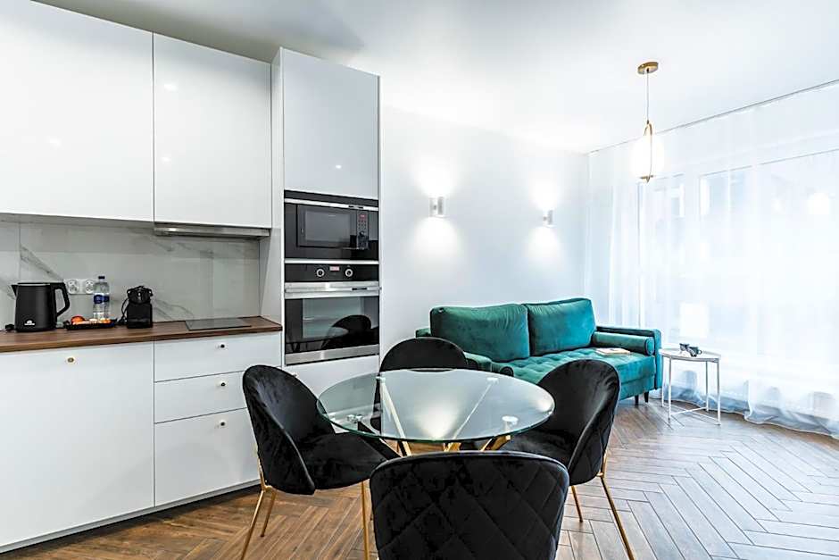 Pure Rental Premium Apartments - Parking Free