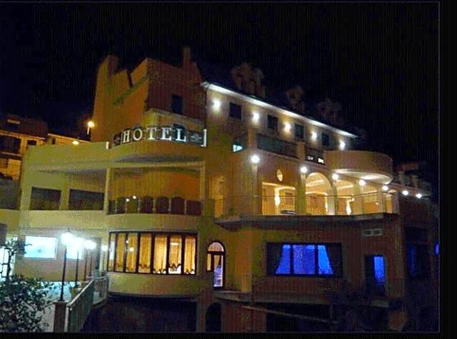 Hotel Sette E Mezzo