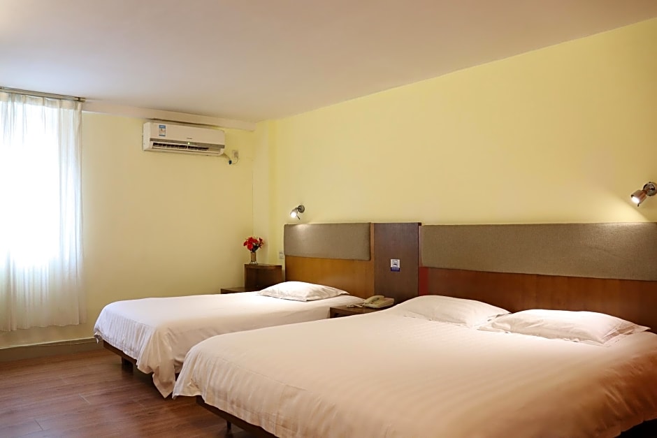 4th Zhongshan Road Garden Inn