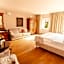 Hotel Golden Key Prague Castle