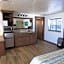 Lamplighter Lodge