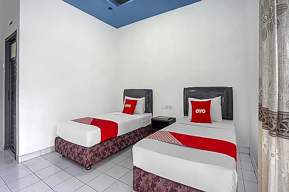 OYO Life 90589 Palem Garden Hotel