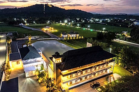 Pim Pool Villa Nan