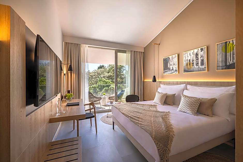 Valamar Tirena Hotel