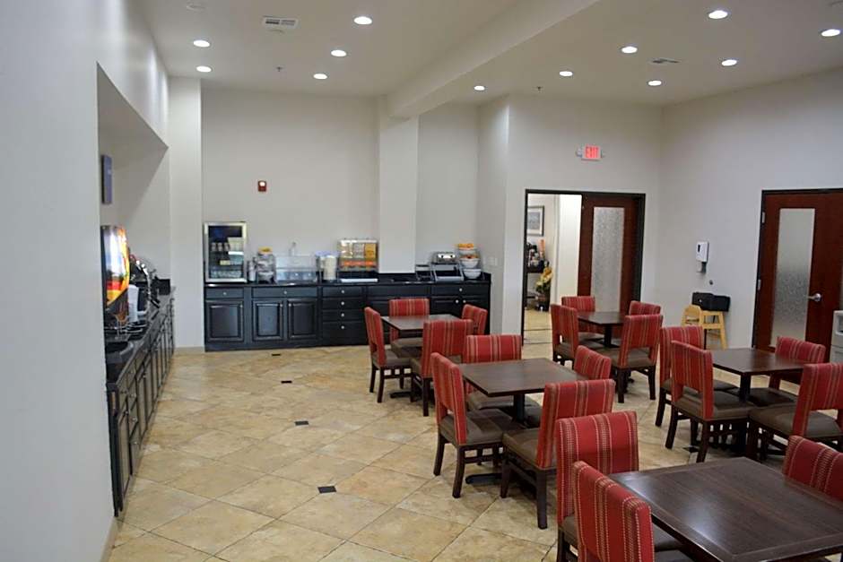 Comfort Suites Yukon - SW Oklahoma City