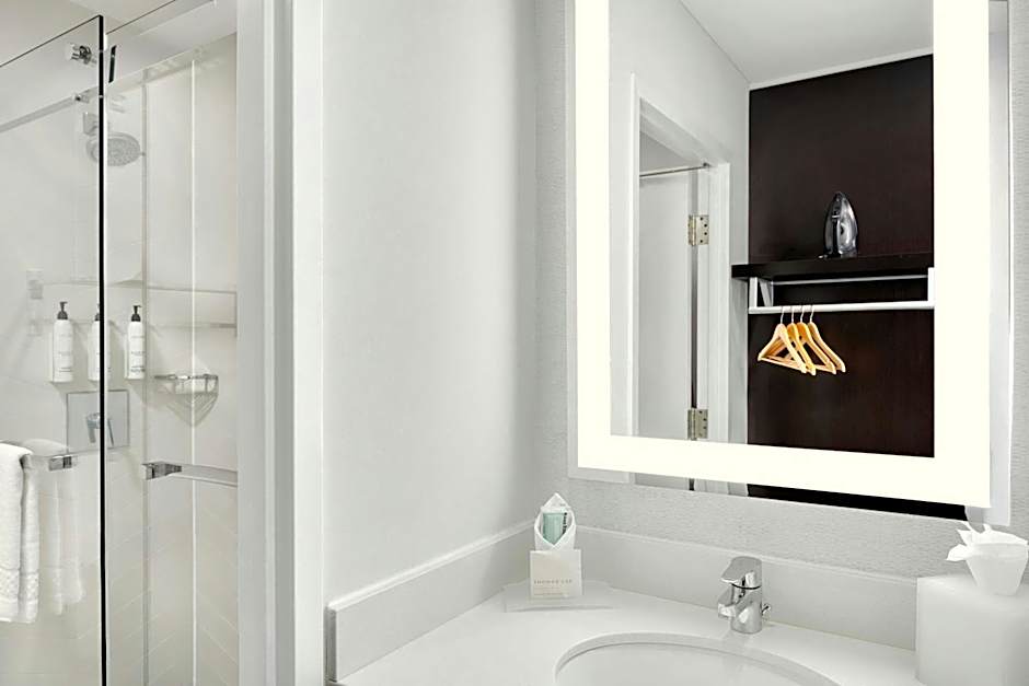 Fairfield Inn & Suites by Marriott Chicago Downtown/Magnificent Mile