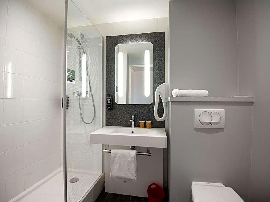 ibis Saint-Genis-Pouilly Geneve