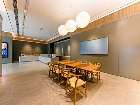 Ji Hotel (Ningbo Zhongti Sports Center)