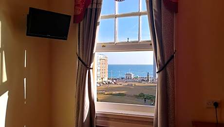 Double Room with Four Poster Bed and SeaView