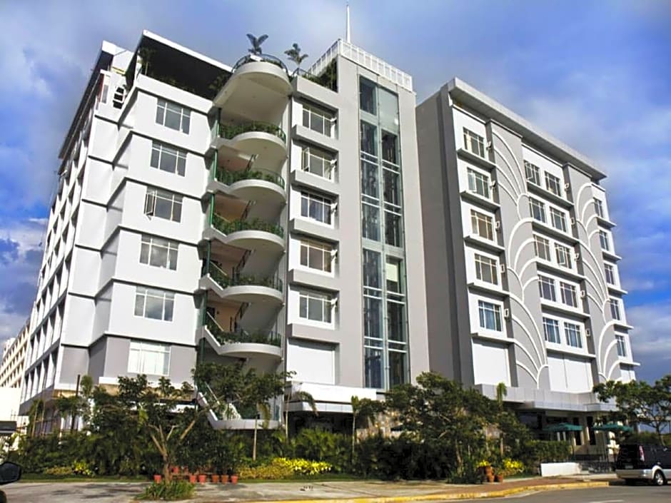 Paseo Premiere Hotel