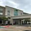 Holiday Inn Express & Suites Arlington North - Stadium Area