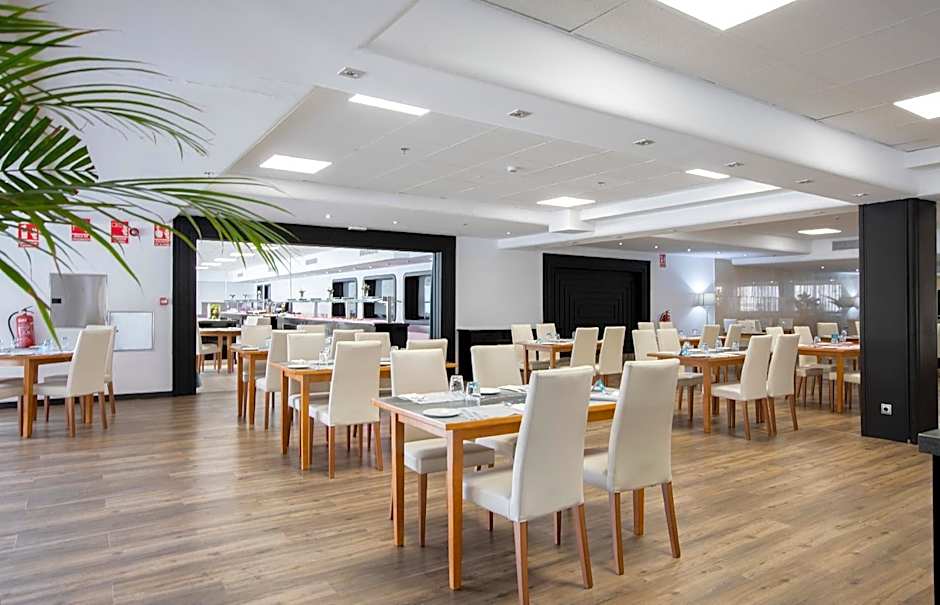 Hotel Chamartin The One